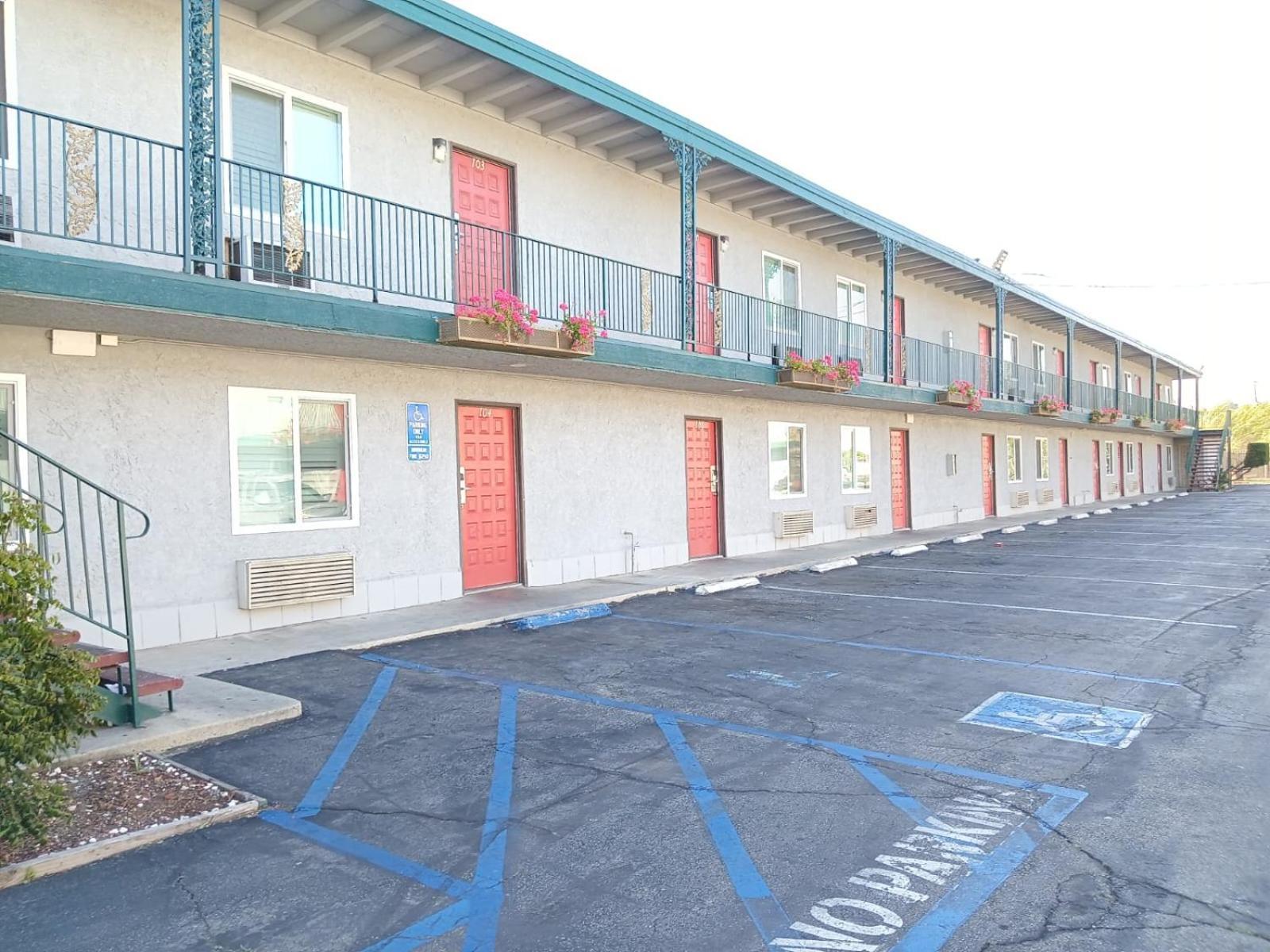 Pomona Inn Εξωτερικό φωτογραφία